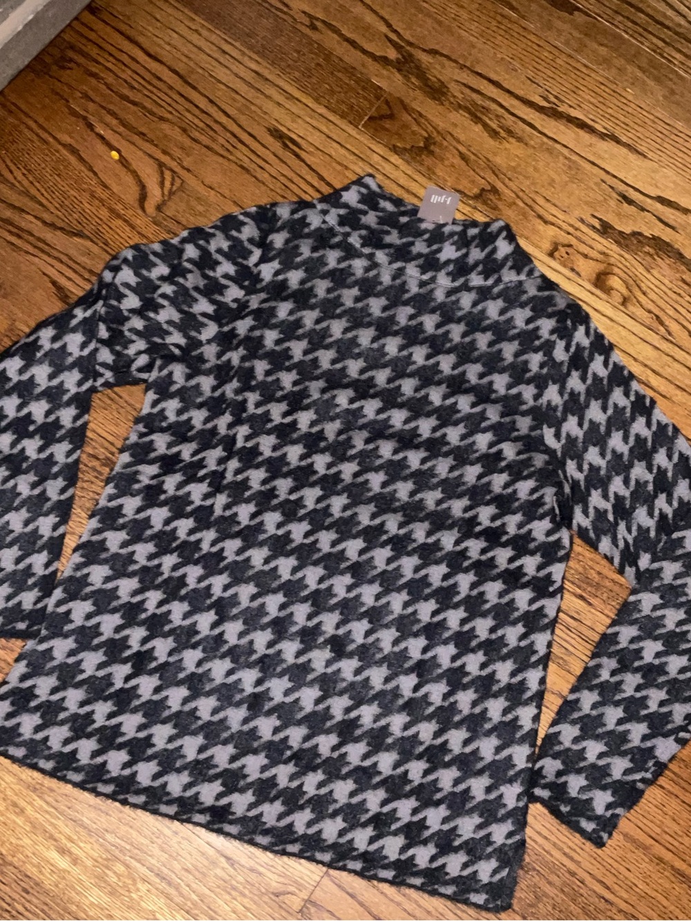 J. Jill Houndstooth Jacquard Wearever Sweater - Black & Ash